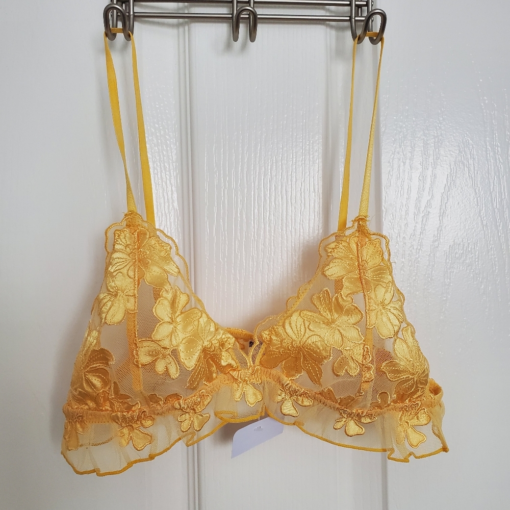 NWT Free People Intimately Golden Yellow Floral Lace Bralette Size XS